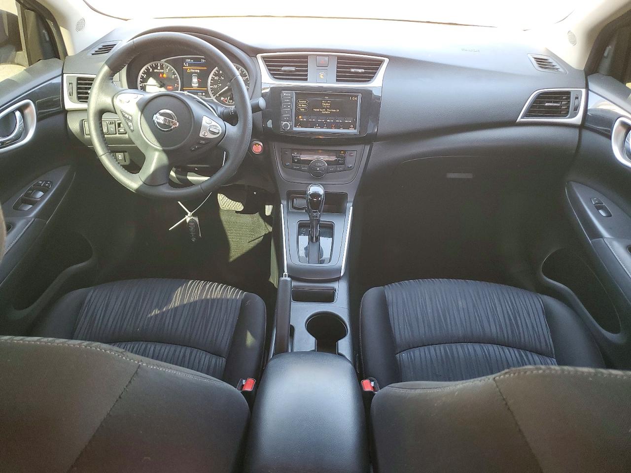 2019 NISSAN SENTRA S photo 8