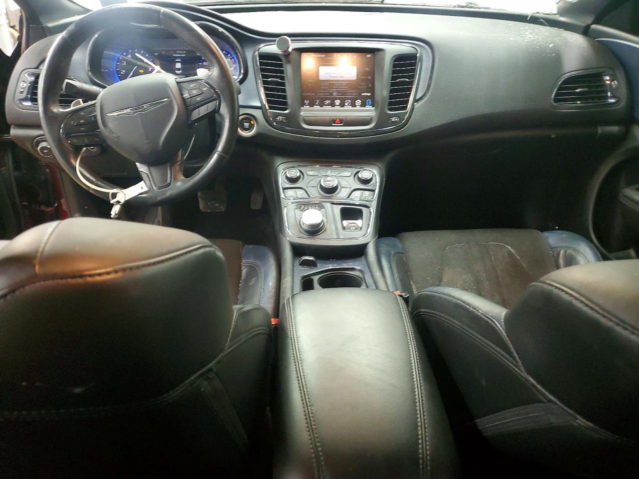 2015 CHRYSLER 200 S photo 22
