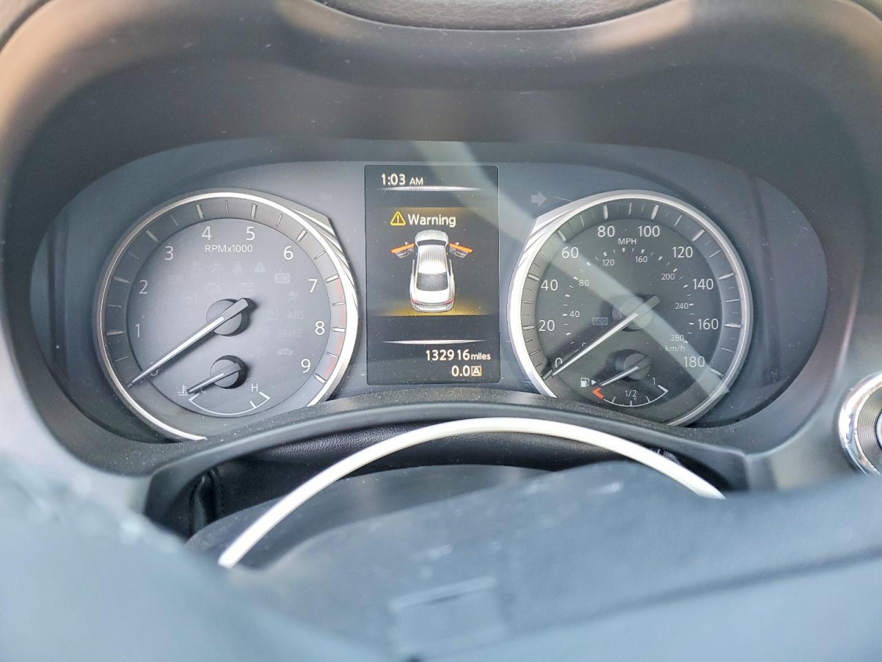 2018 INFINITI Q50 LUXE photo 25