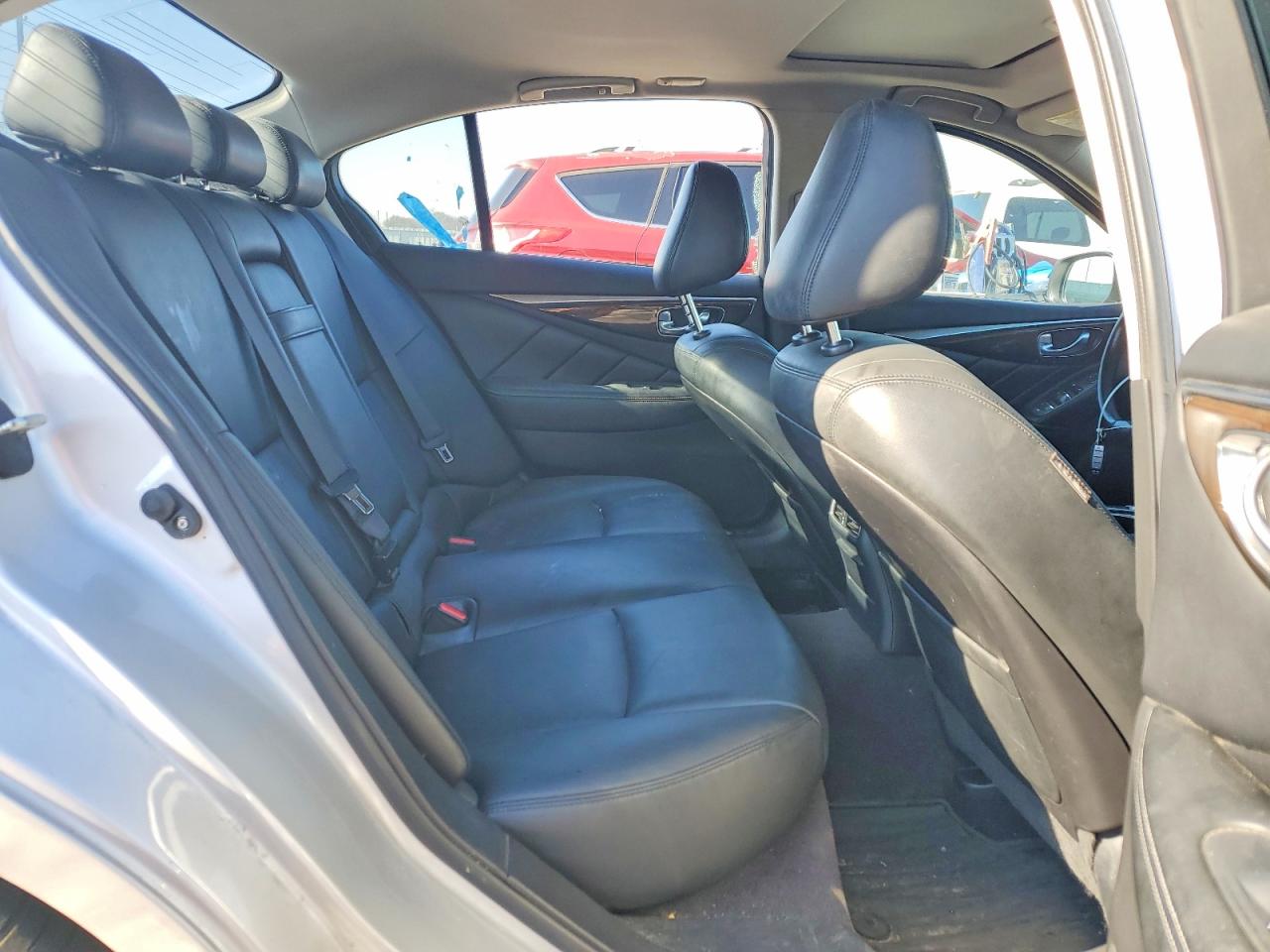 2018 INFINITI Q50 LUXE photo 28