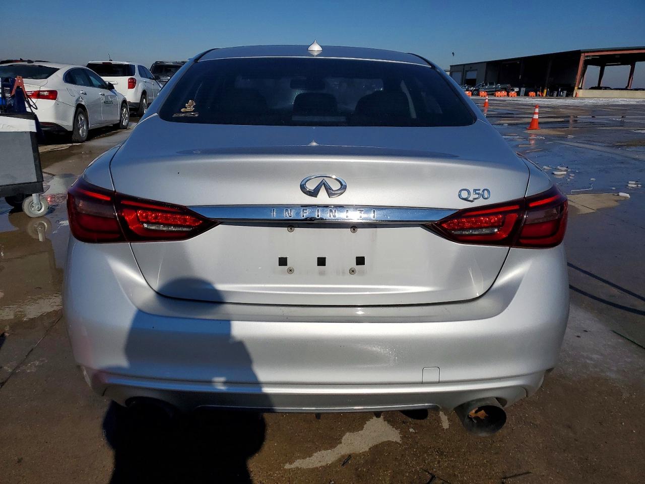 2018 INFINITI Q50 LUXE photo 16