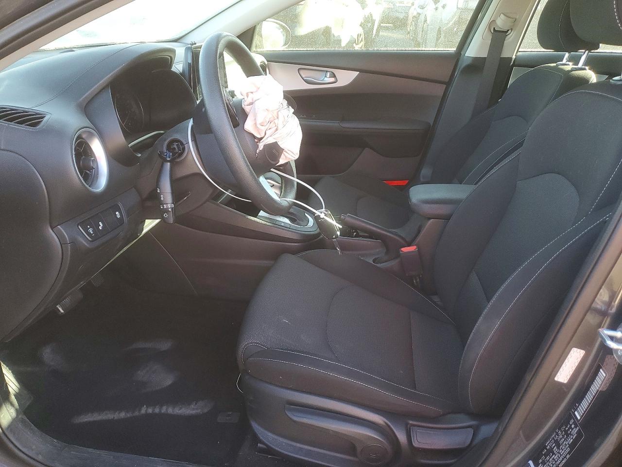 2023 KIA FORTE LX photo 7
