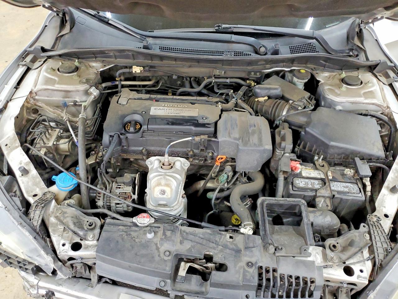 2013 HONDA ACCORD LX photo 21