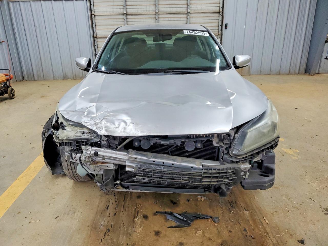 2013 HONDA ACCORD LX photo 9