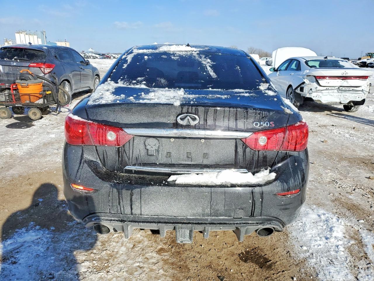 2015 INFINITI Q50 photo 16