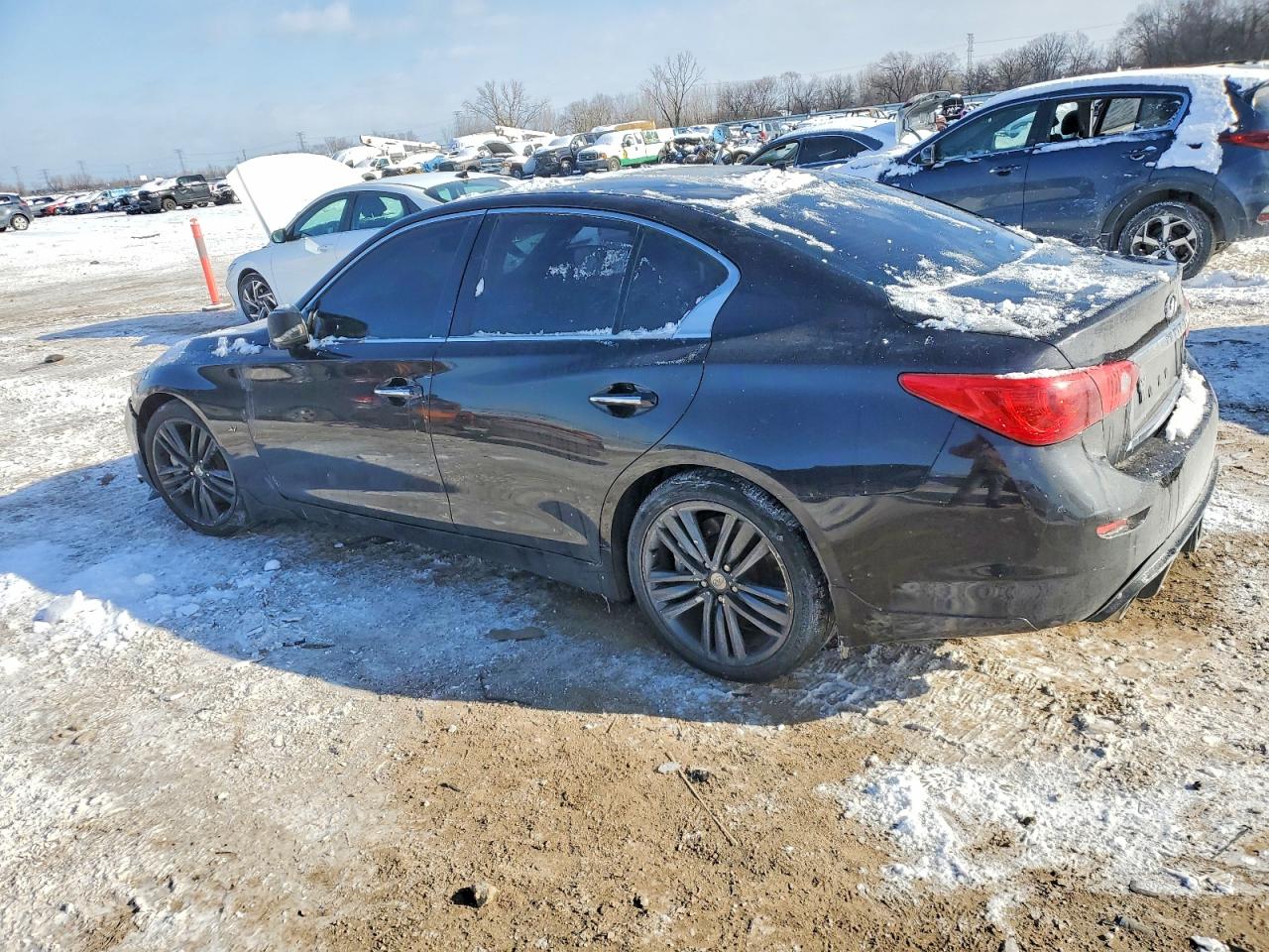 2015 INFINITI Q50 photo 4