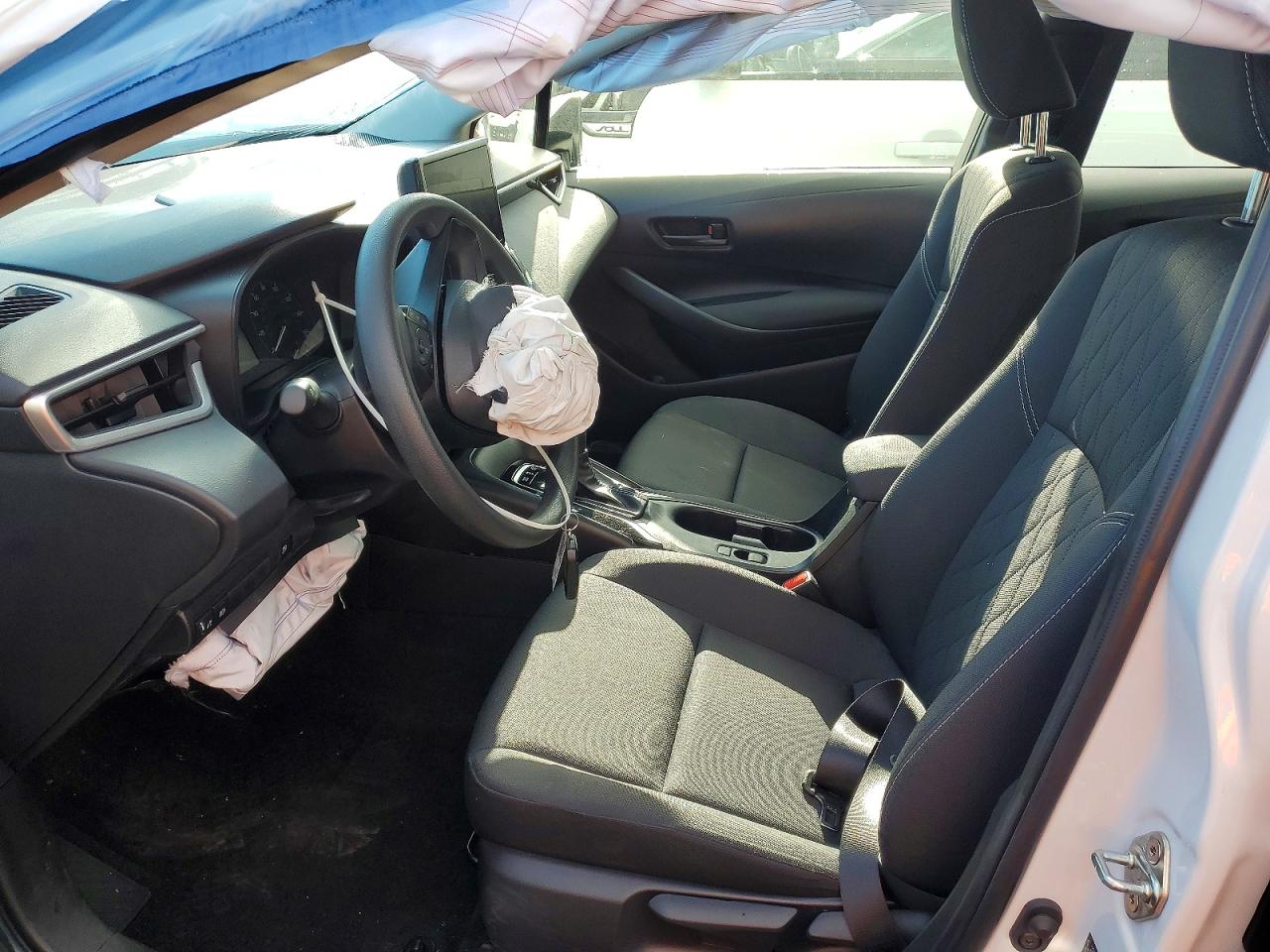 2025 TOYOTA COROLLA photo 7