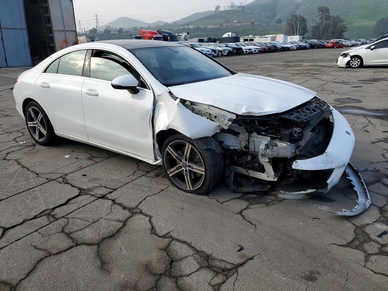 2020 MERCEDES-BENZ CLA 250 photo 4