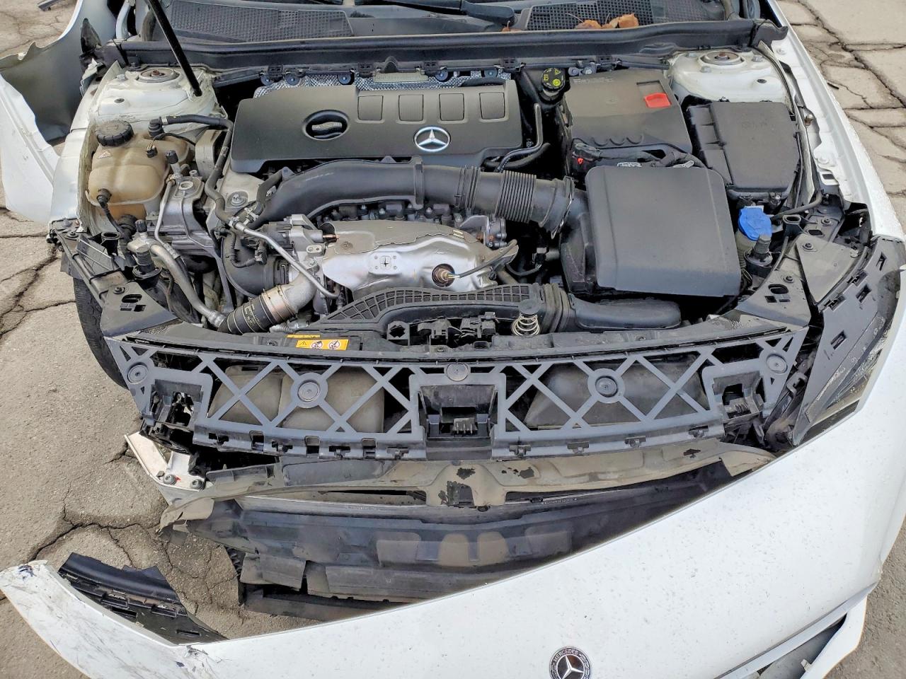 2020 MERCEDES-BENZ CLA 250 photo 11