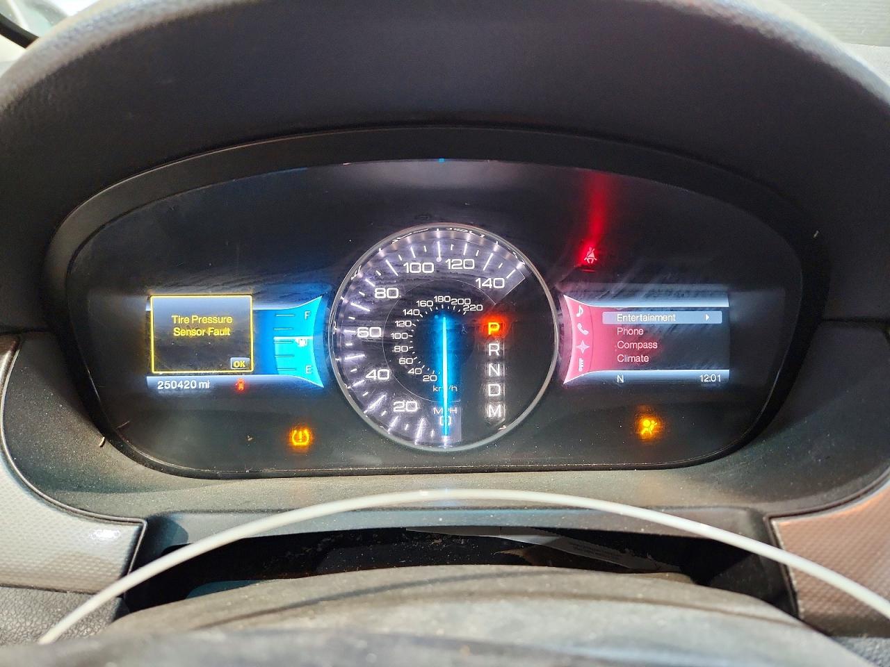 2011 FORD EDGE SEL photo 9