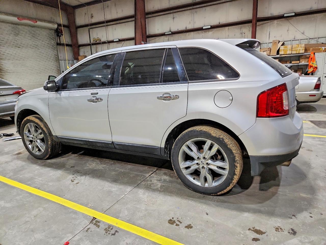 2011 FORD EDGE SEL photo 2