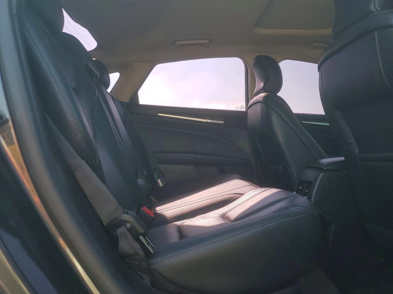 2019 FORD FUSION TITANIUM photo 28