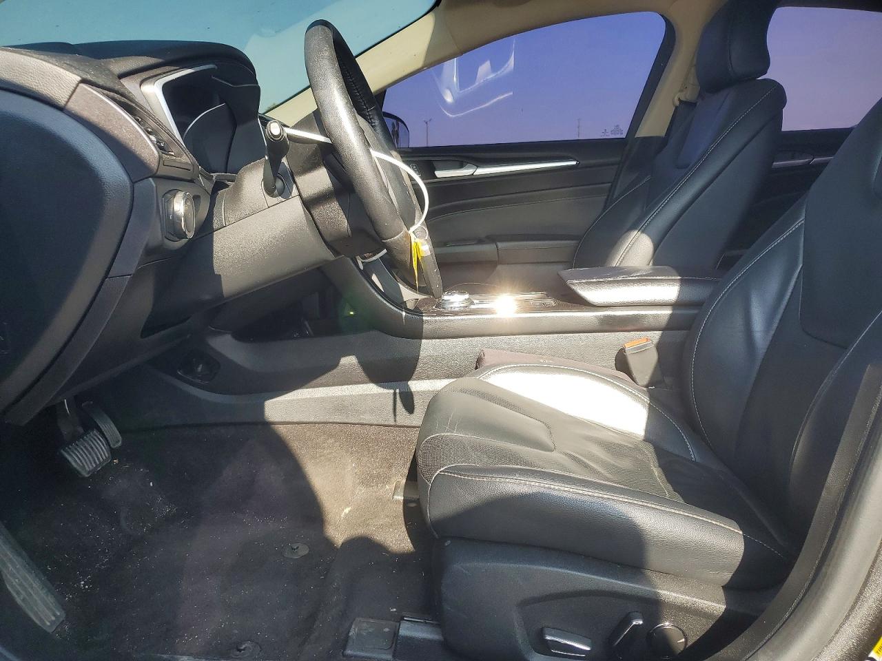 2019 FORD FUSION TITANIUM photo 19