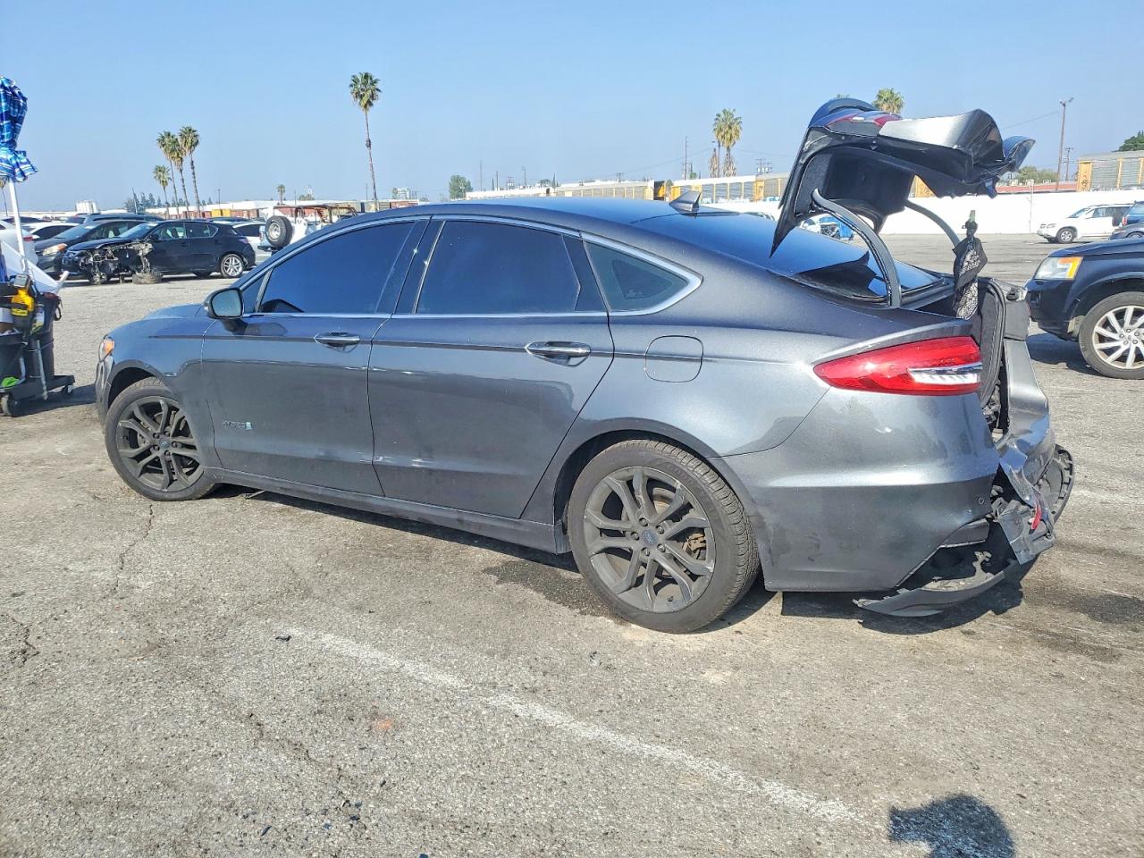 2019 FORD FUSION TITANIUM photo 4