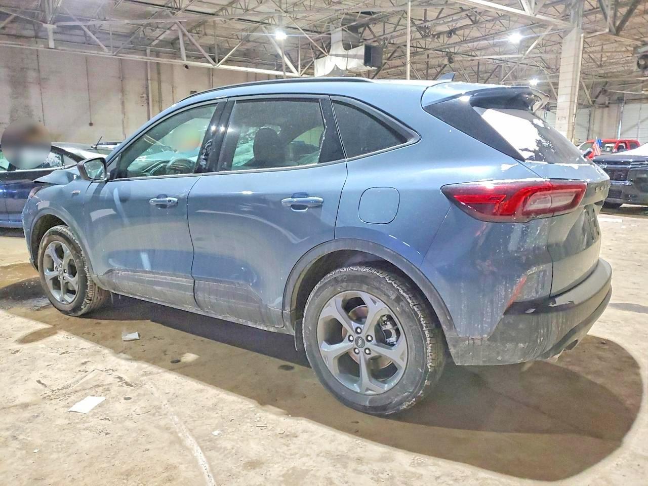 2025 FORD ESCAPE ST LINE photo 4