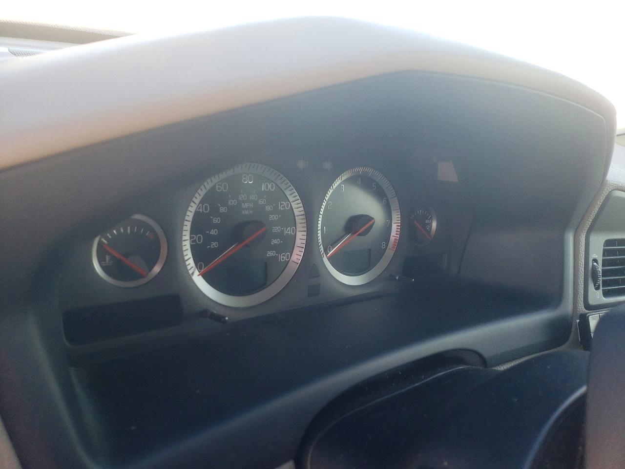 2007 VOLVO XC70 photo 9