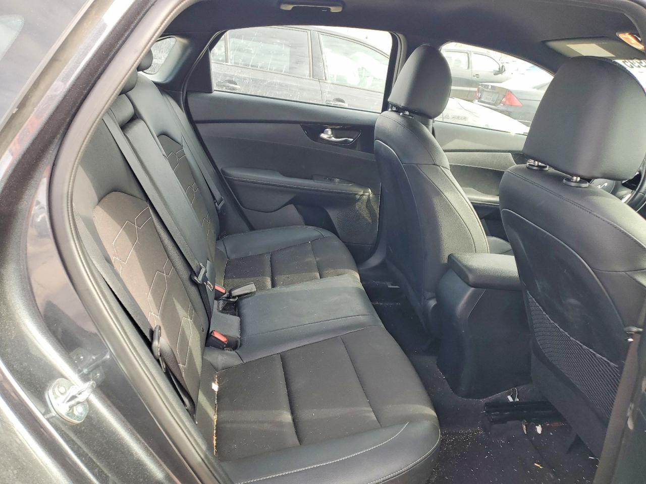 2024 KIA FORTE GT LINE photo 10