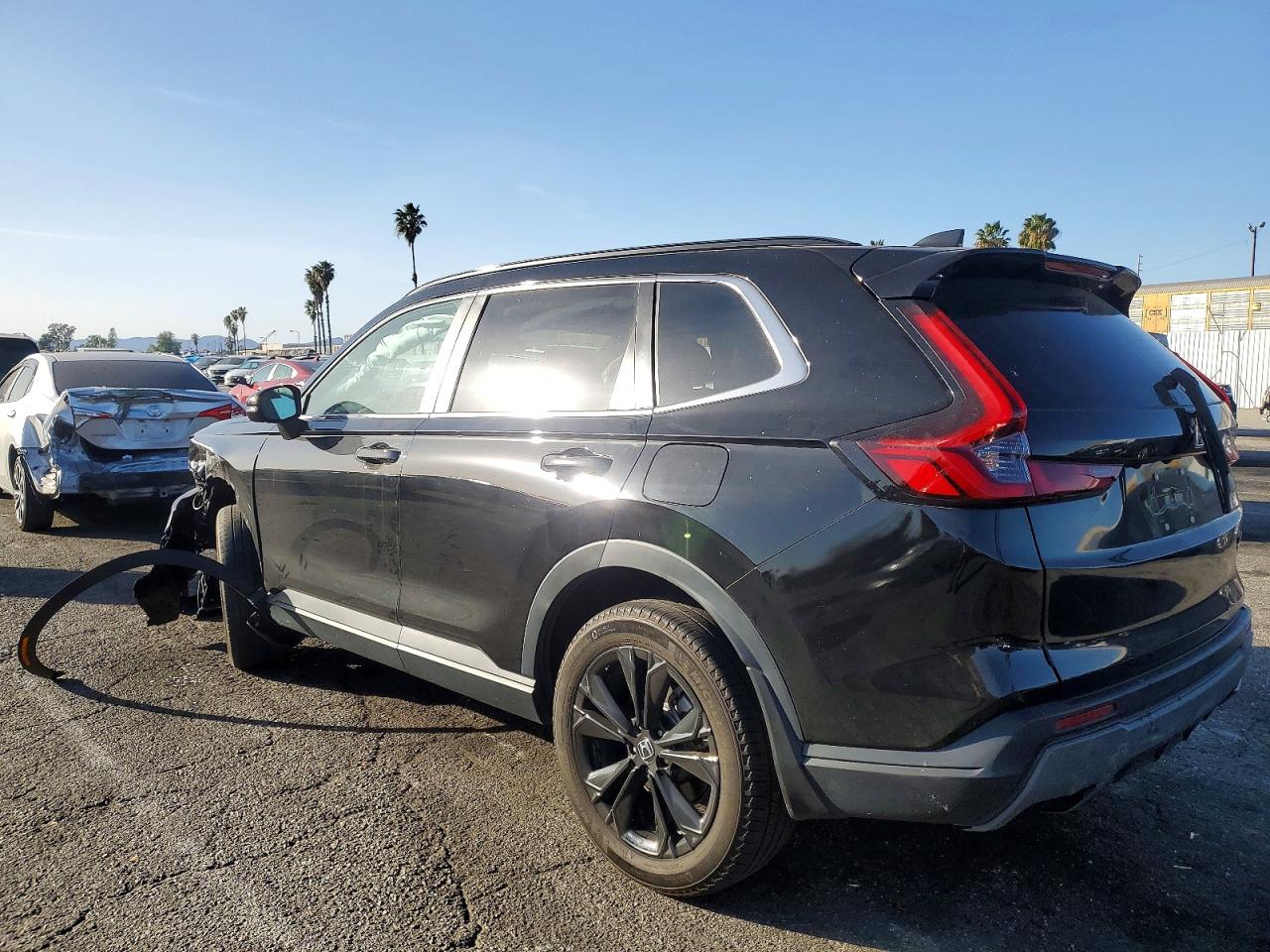 2024 HONDA CR-V SPORT TOURING photo 2