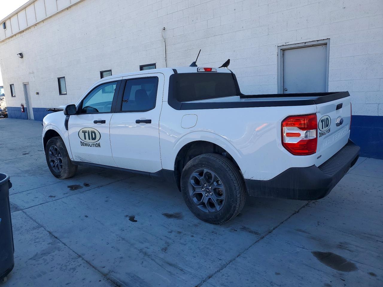 2024 FORD MAVERICK XLT photo 3