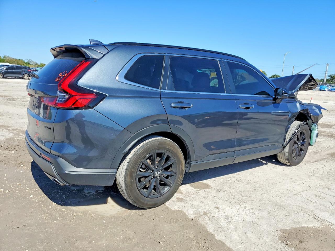 2024 HONDA CR-V SPORT photo 3