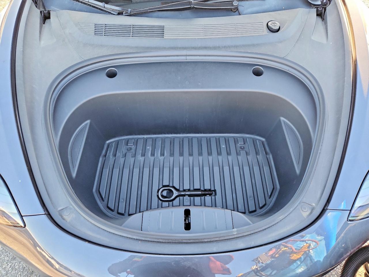 2023 TESLA MODEL 3 photo 11