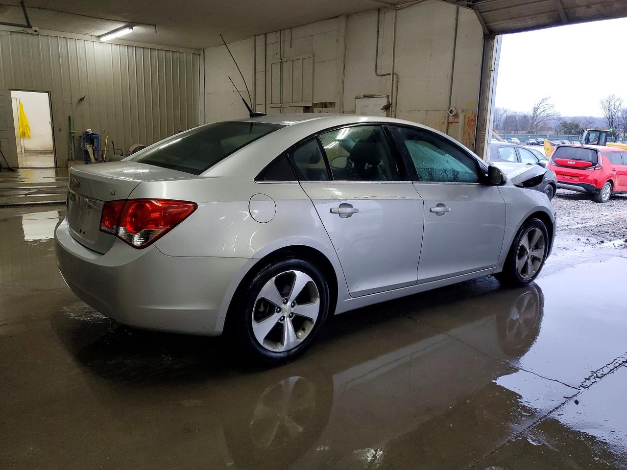 2011 CHEVROLET CRUZE LT photo 3