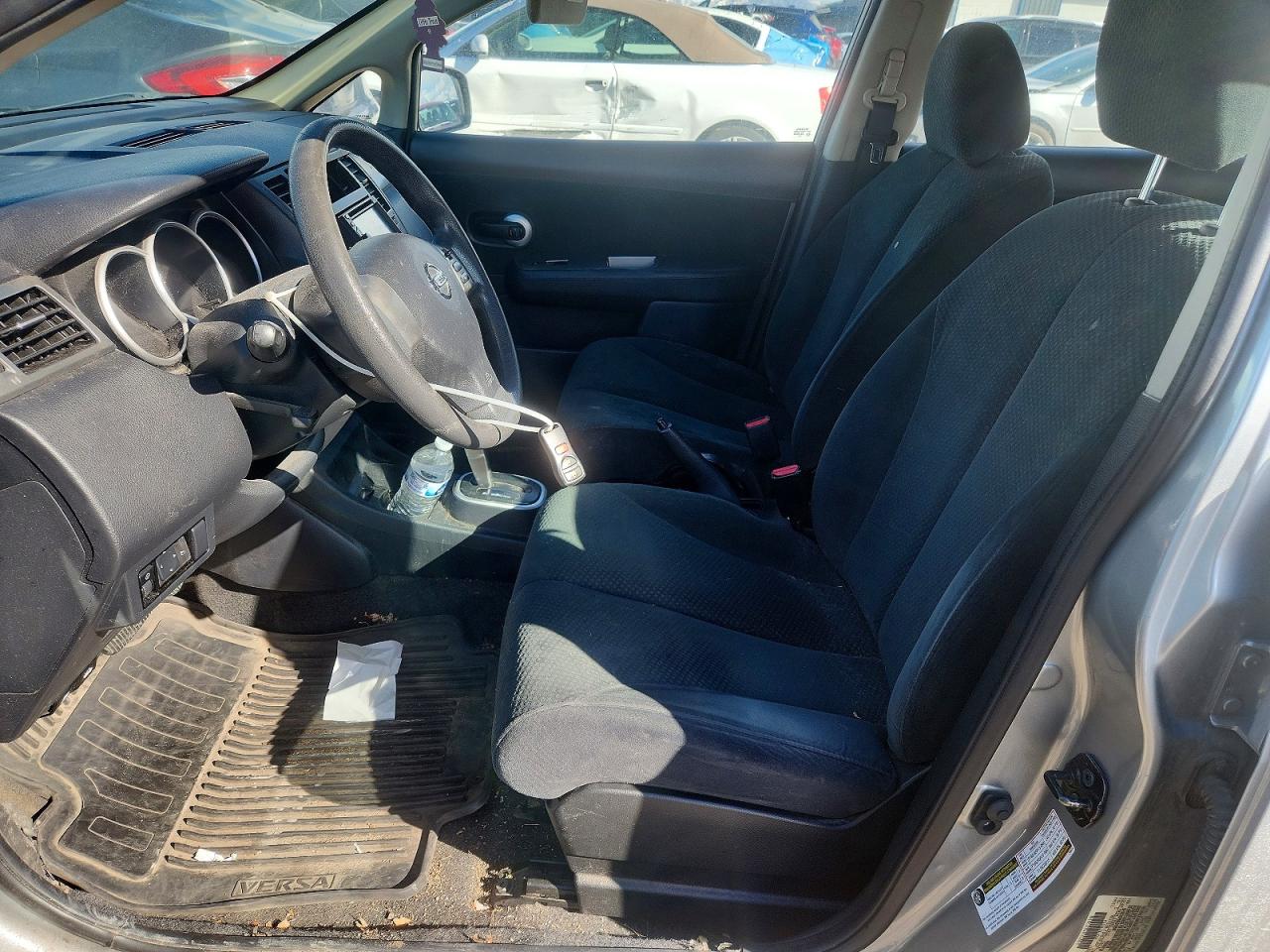 2011 NISSAN VERSA 1.8 S photo 13