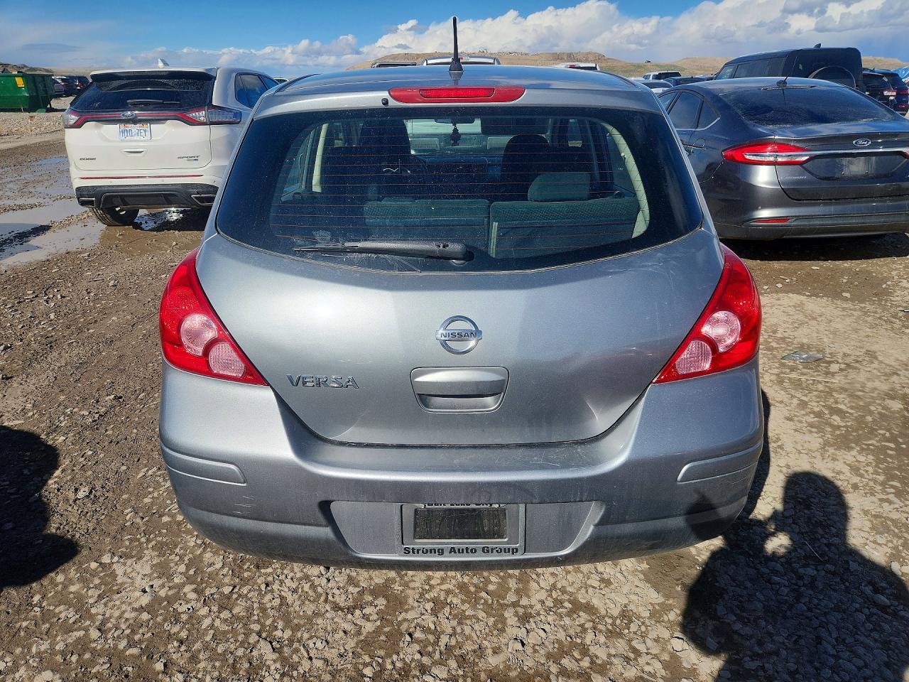 2011 NISSAN VERSA 1.8 S photo 11