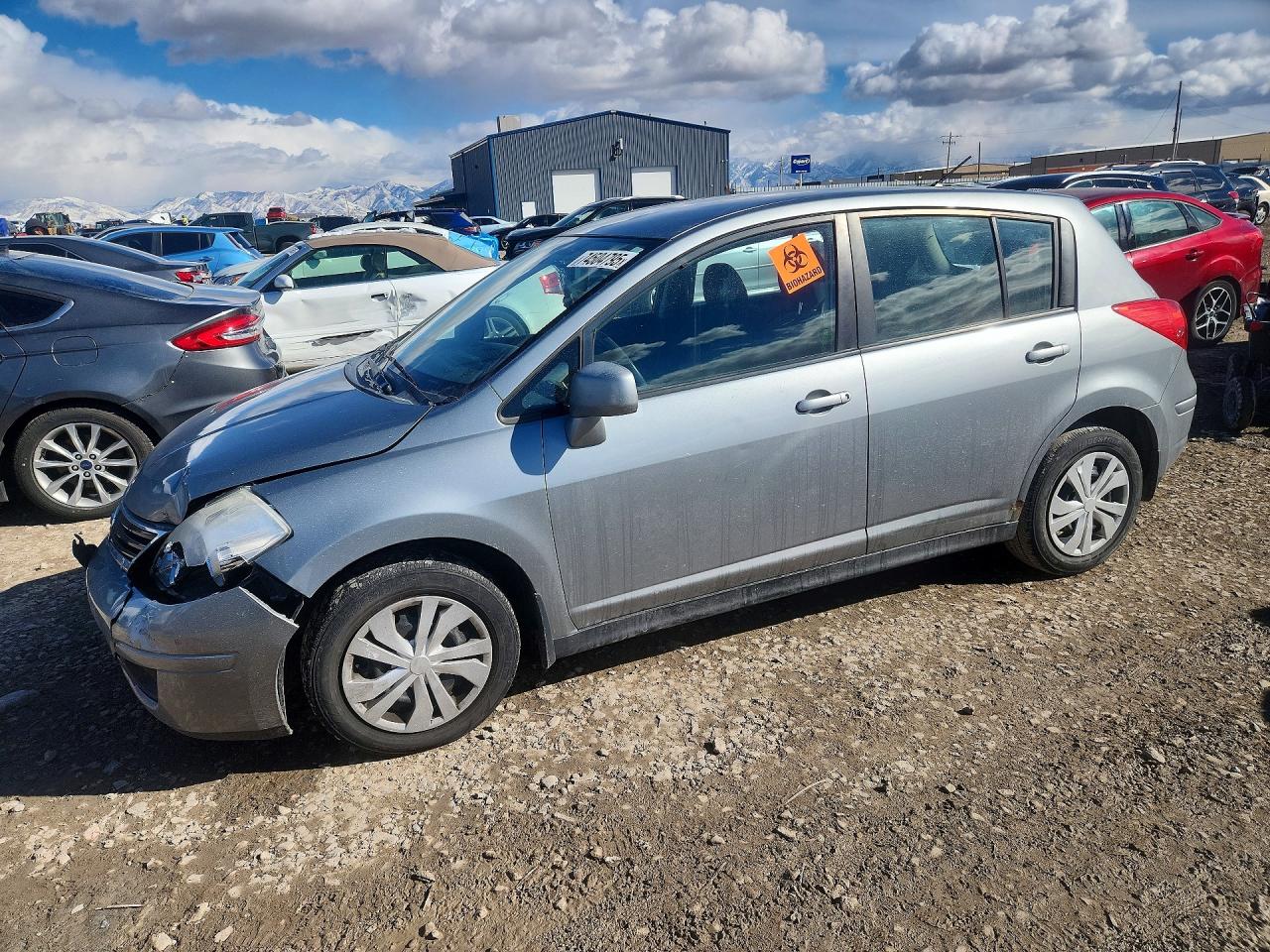 2011 NISSAN VERSA