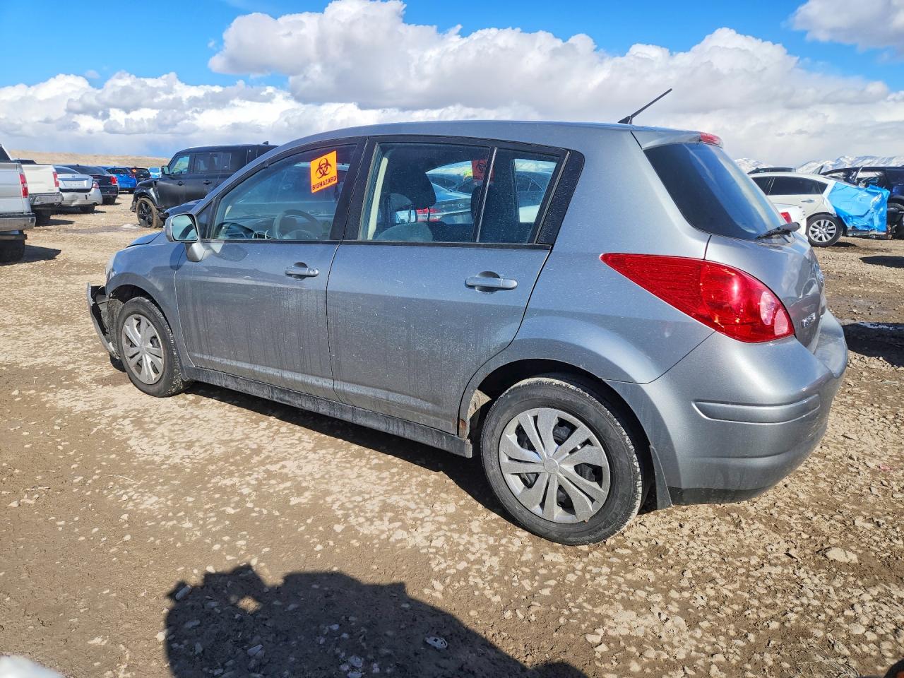 2011 NISSAN VERSA 1.8 S photo 3