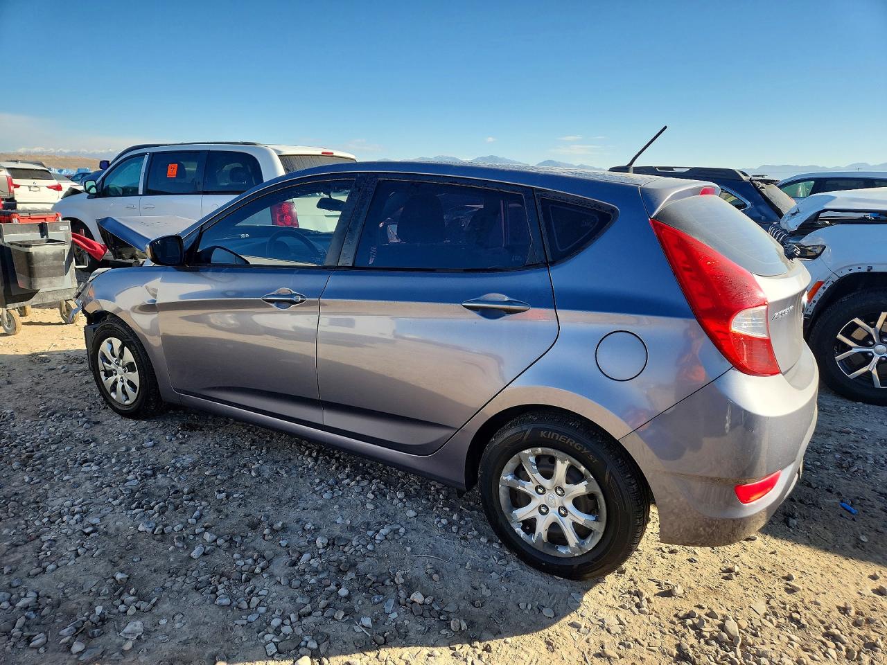 2016 HYUNDAI ACCENT SE photo 2