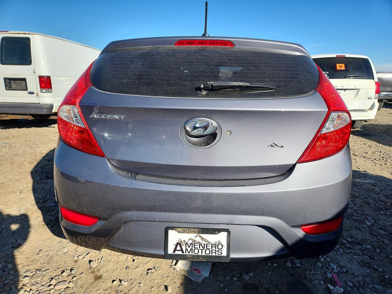 2016 HYUNDAI ACCENT SE photo 6