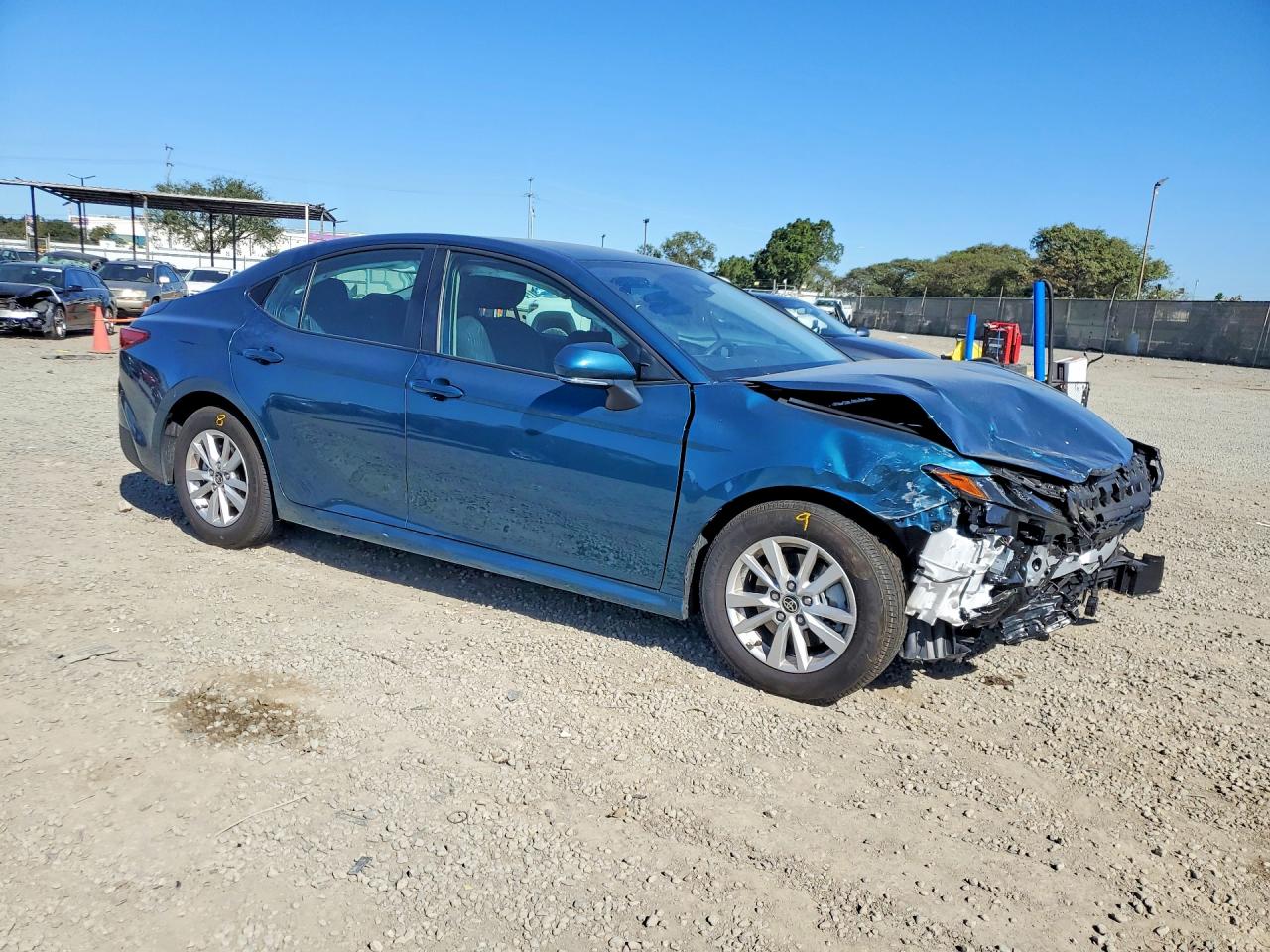 2025 TOYOTA CAMRY XSE photo 7
