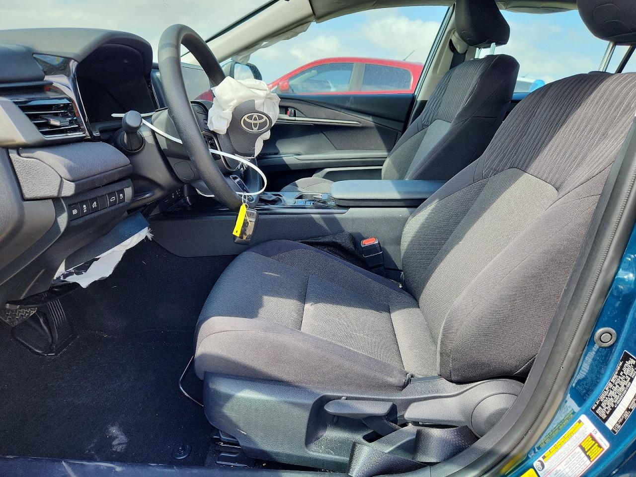 2025 TOYOTA CAMRY XSE photo 13