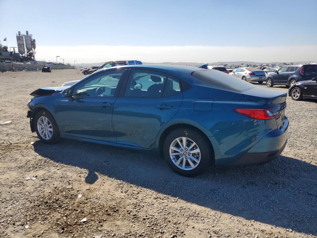2025 TOYOTA CAMRY XSE photo 3