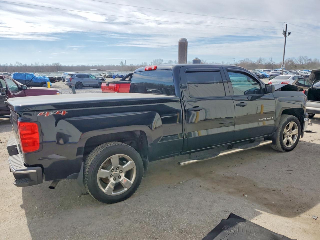 2014 CHEVROLET SILVERADO K1500 LT photo 3