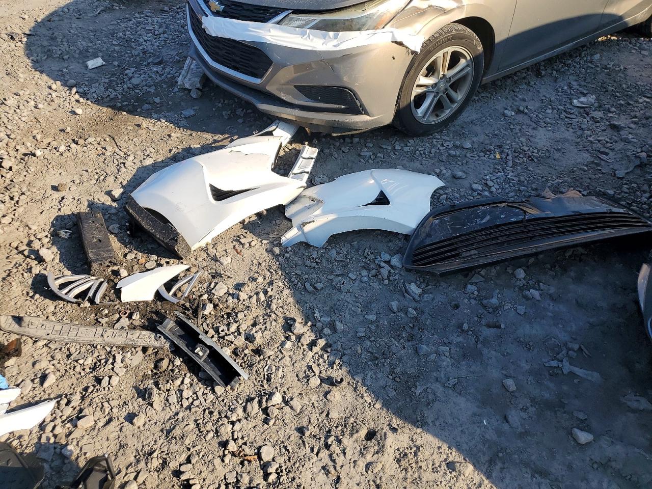2019 TOYOTA COROLLA L photo 23