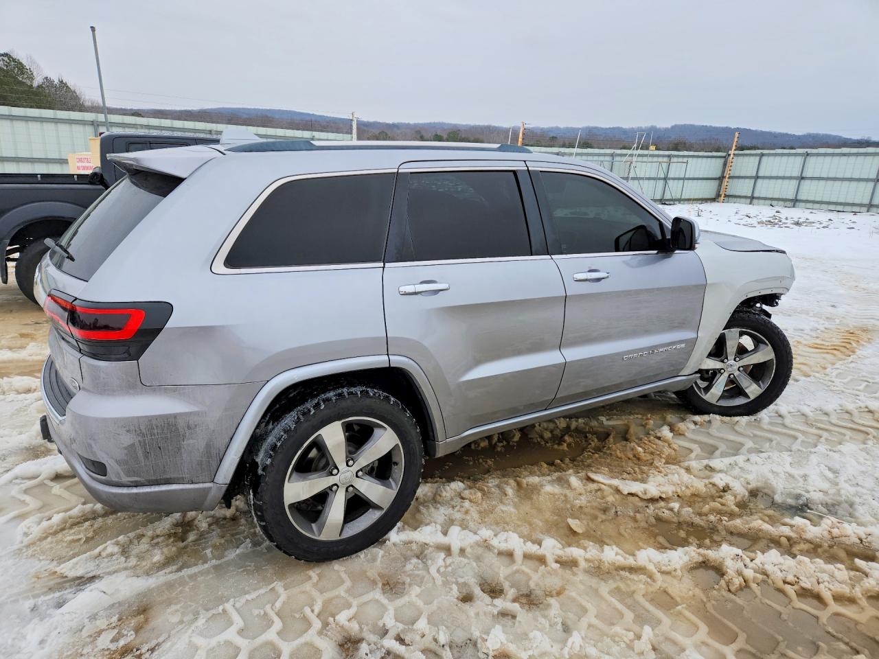 2015 JEEP GRAND CHEROKEE OVERLAND photo 5
