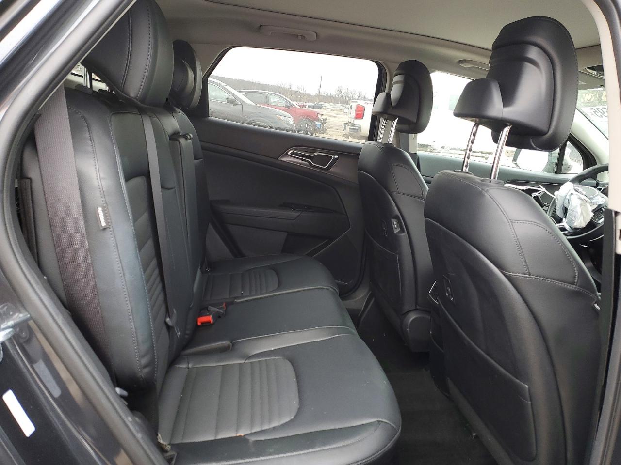2025 KIA SPORTAGE SX PRESTIGE photo 21
