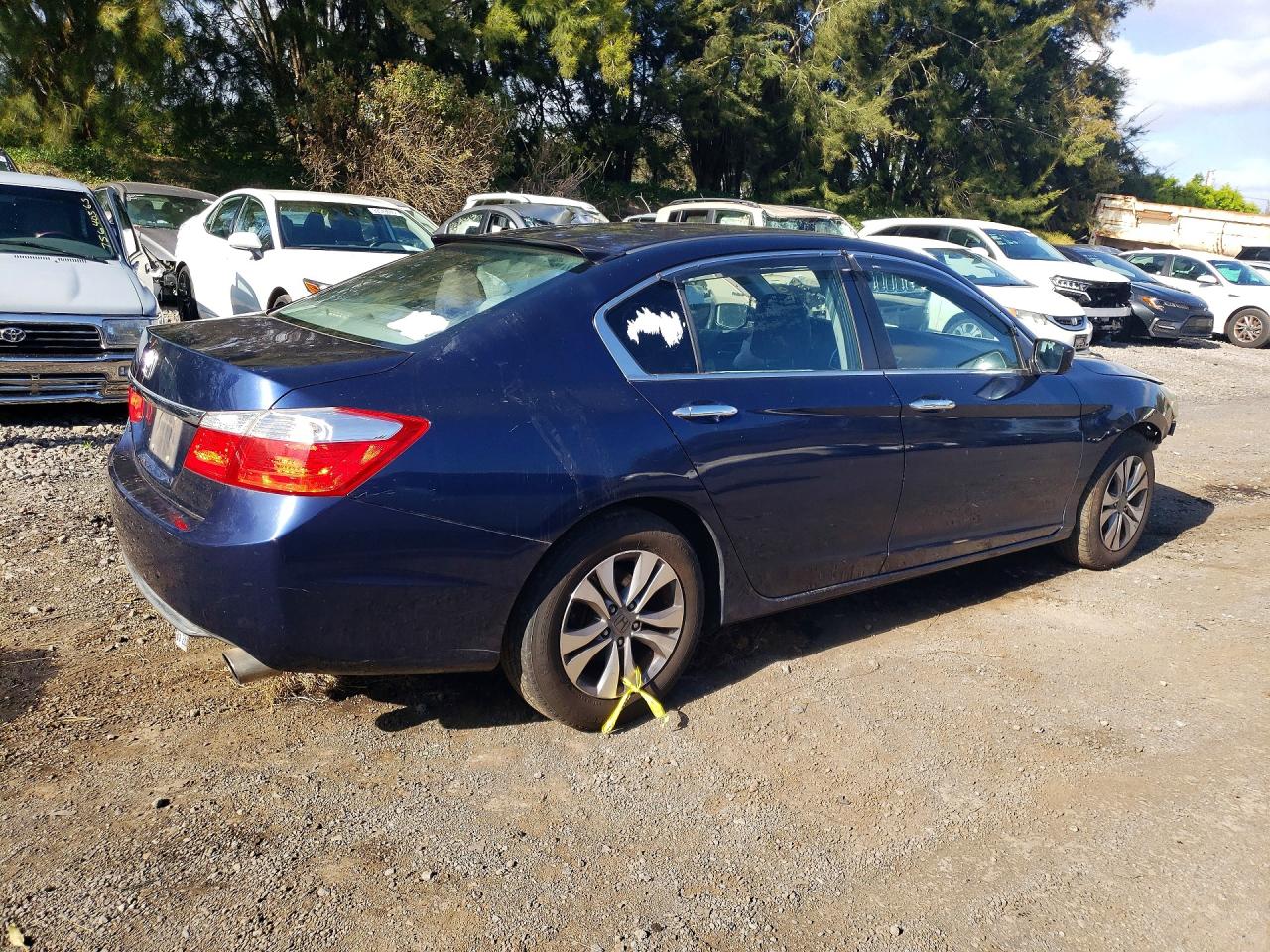 2015 HONDA ACCORD LX photo 3