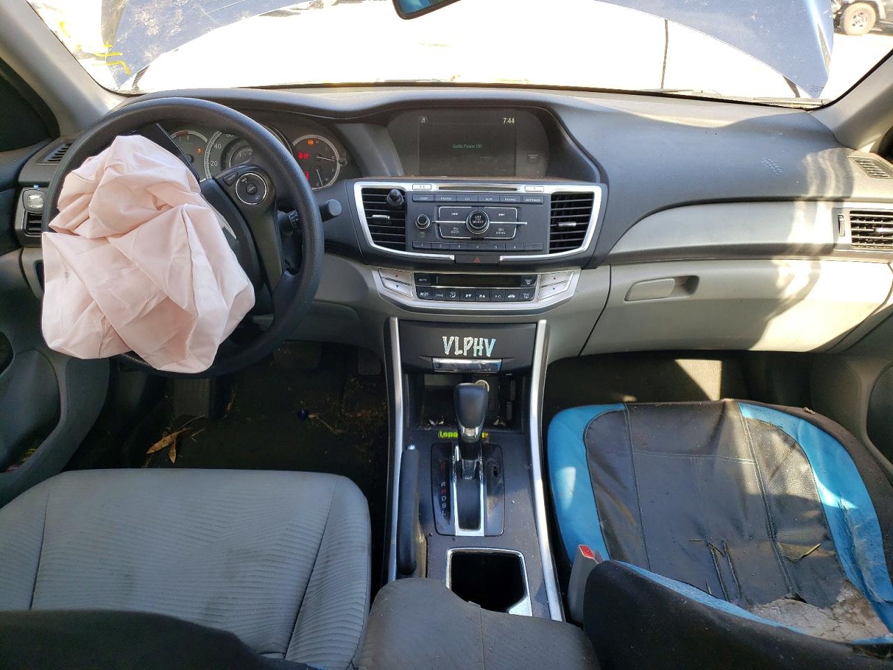 2015 HONDA ACCORD LX photo 8