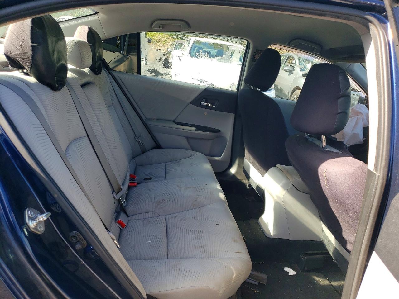2015 HONDA ACCORD LX photo 10
