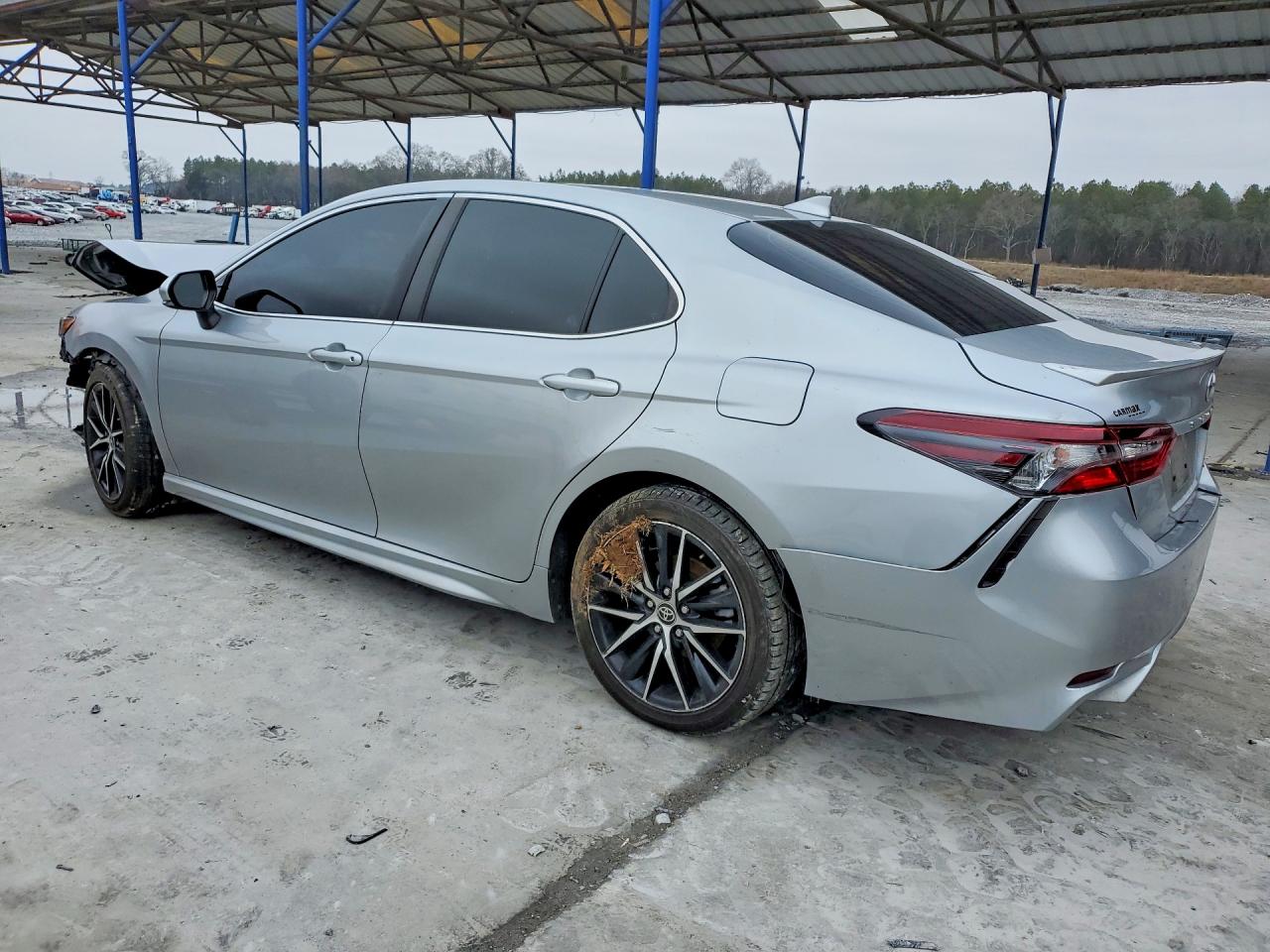 2021 TOYOTA CAMRY SE photo 4