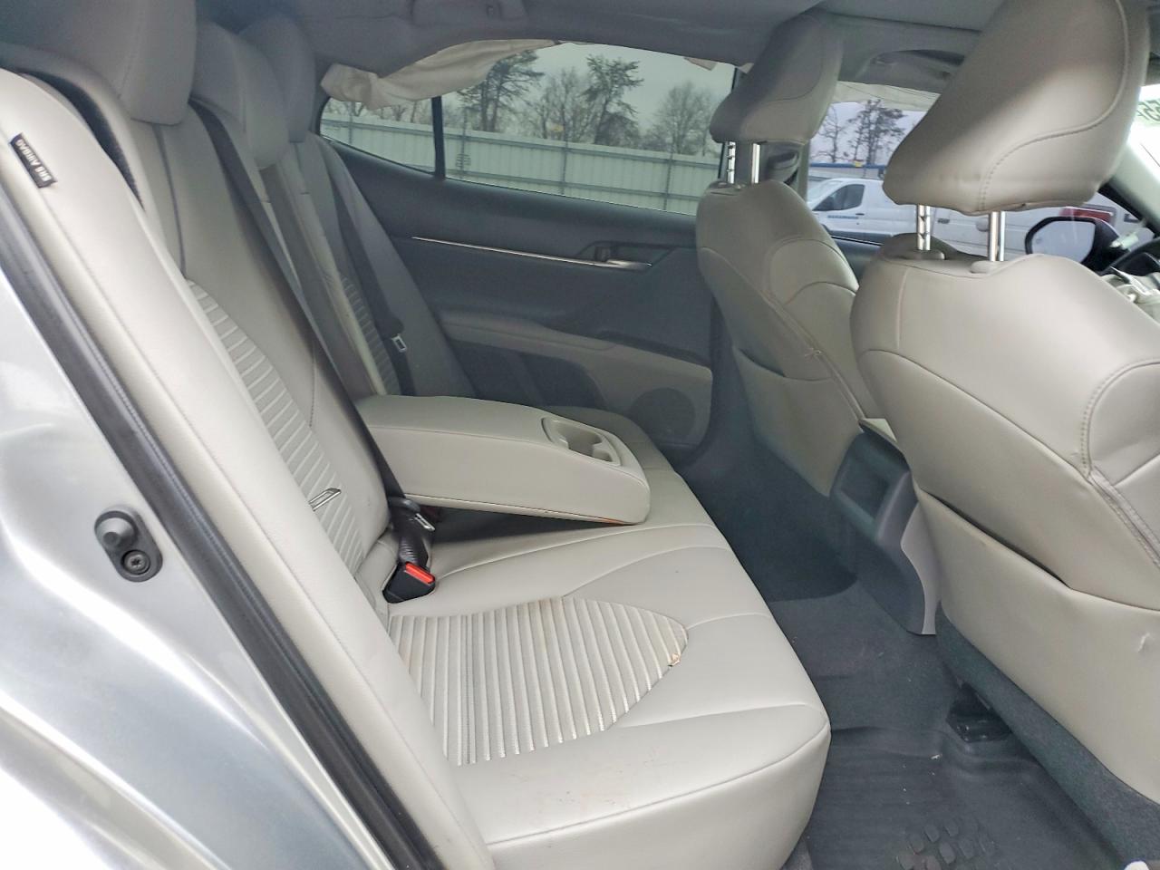2021 TOYOTA CAMRY SE photo 28