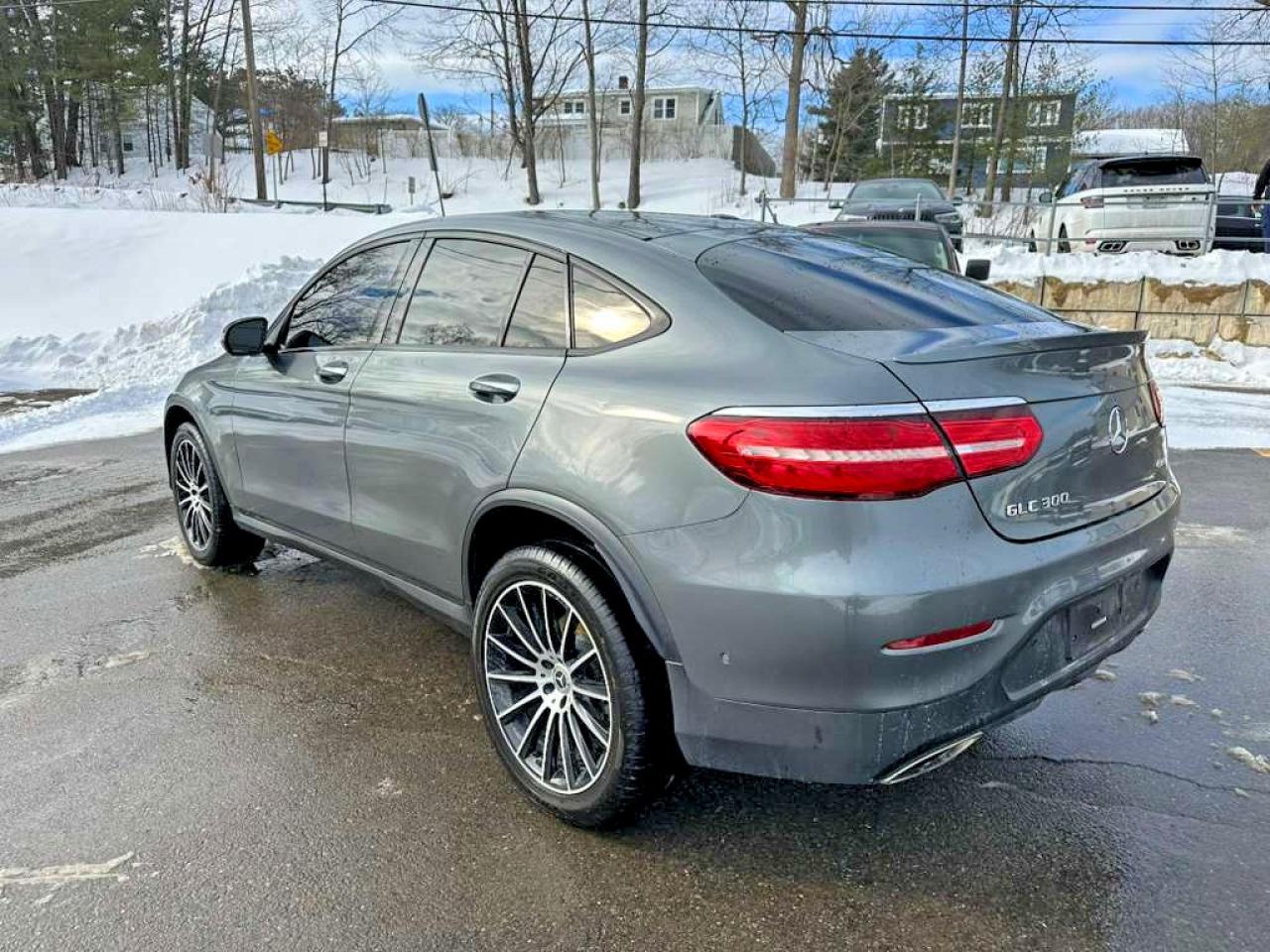 2019 MERCEDES-BENZ GLC COUPE 300 4MATIC photo 3