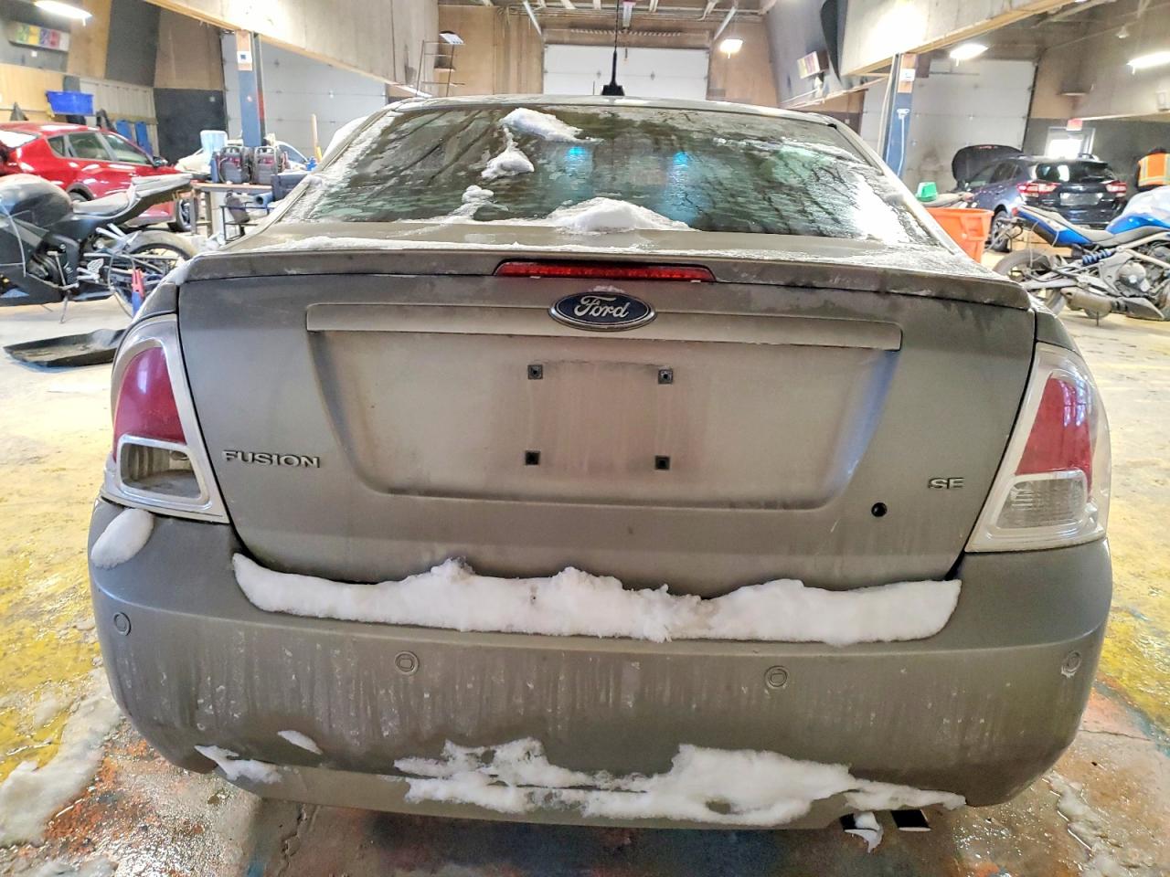 2009 FORD FUSION SE photo 11