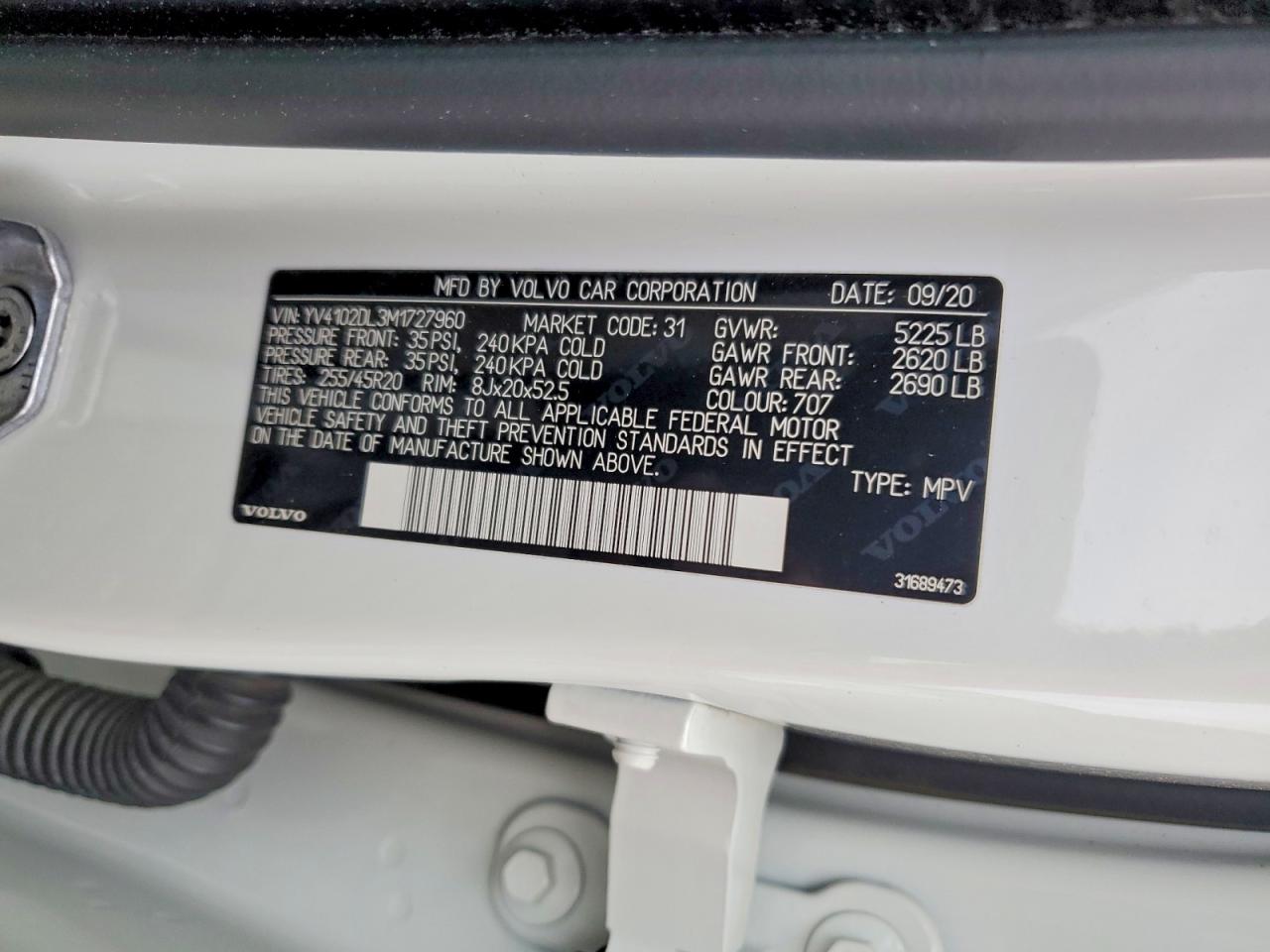 2021 VOLVO XC60 photo 13