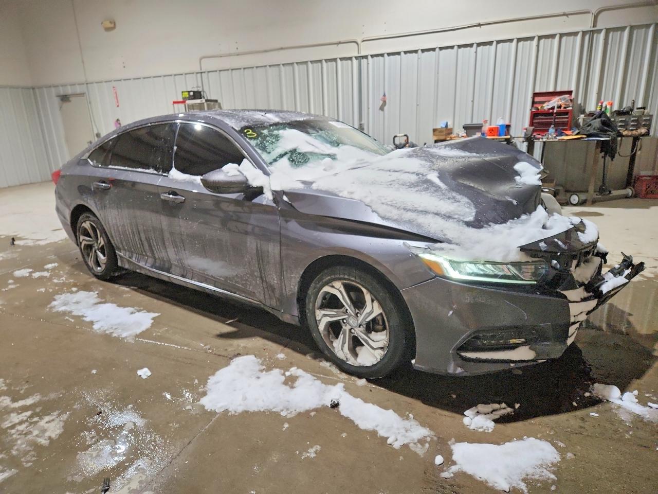 2018 HONDA ACCORD EX photo 7