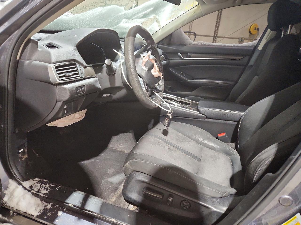 2018 HONDA ACCORD EX photo 13