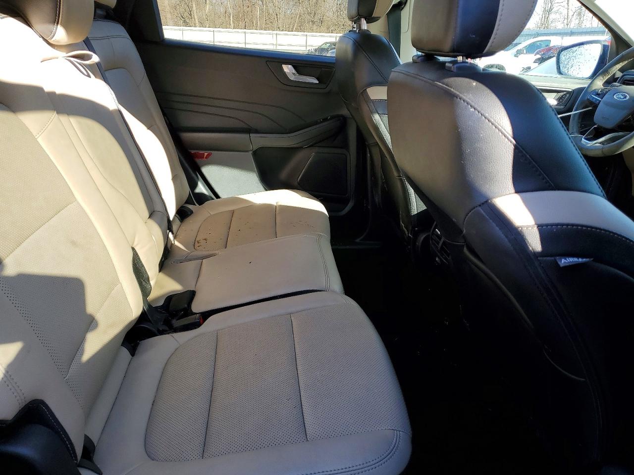 2022 FORD ESCAPE SEL photo 21